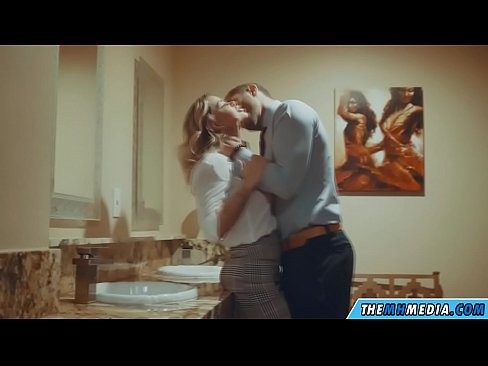 ❤️ When a busty blonde seduces you in a public restroom ️❌ Russian porn at porn en-us.hentaisea-com.ru ☑
